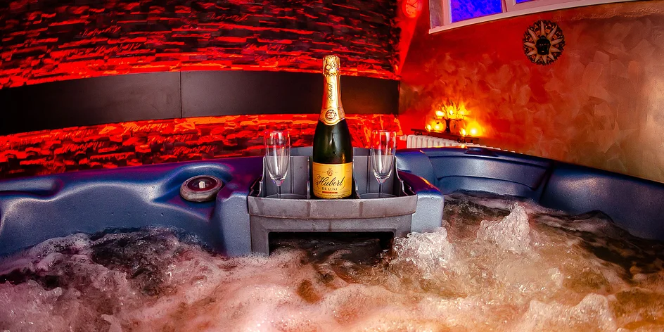 Wellness pre dvoch s privátnou vírivkou