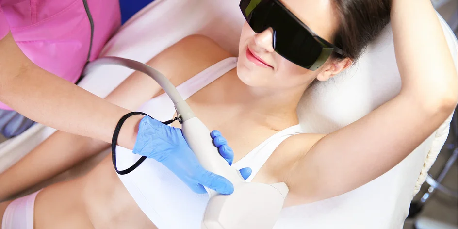 Trvalá fotoepilácia E-light s hĺbkovou rádiofrekvenciou