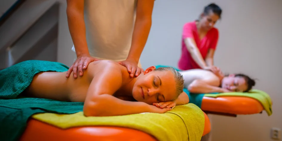 Doprajte si blahodarné ajurvédske masáže pre páry