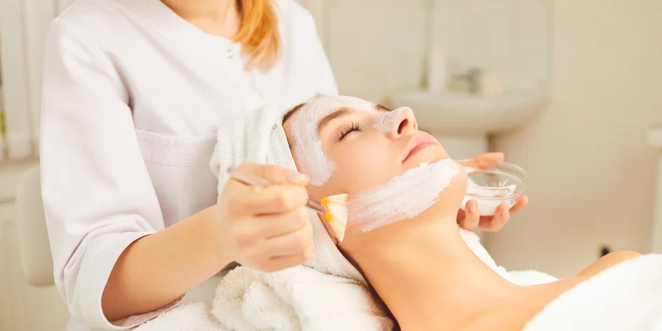 Kozmetické ošetrenia, depilácia alebo darčekový poukaz