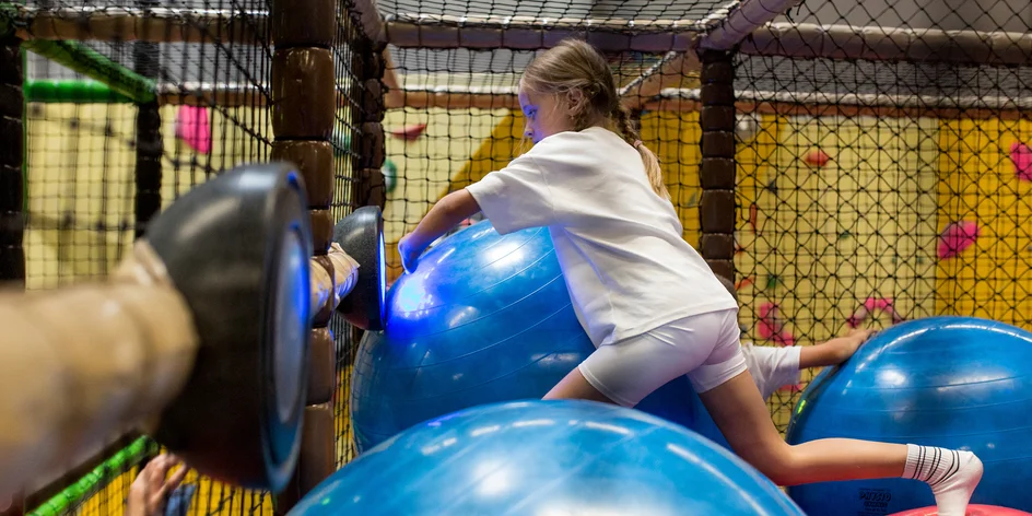 Ninja Tower: Zbesilá tímová hra pre veľkých aj malých