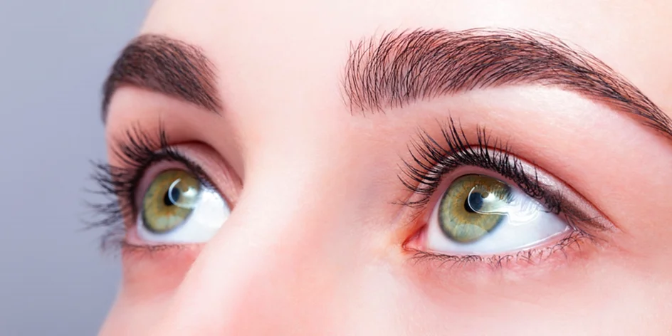 Permanentní make-up: obočí podle výběru nebo rty
