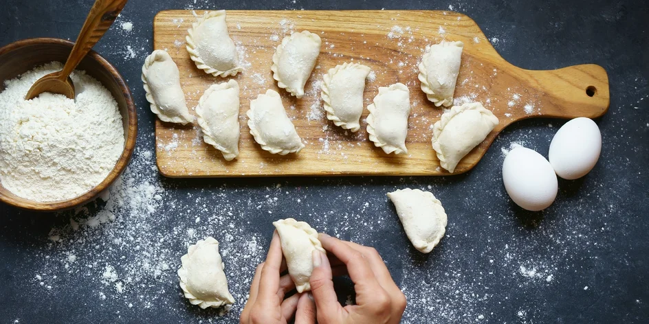 Cesta k tradíciám: Overený recept na zemiakové pirohy plnené kyslou kapustou