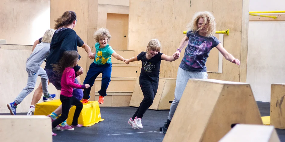 Parkour pro rodiče s dětmi: 2 hodiny tréninku
