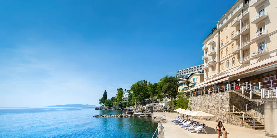 Dovolenka na Istrii: hotel na pláži, vnútorný bazén, až 2 deti zdarma