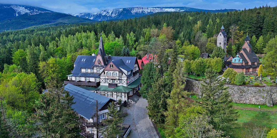 Pobyt v Karpaczi: hotel pri kostole Wang, jedlo aj wellness