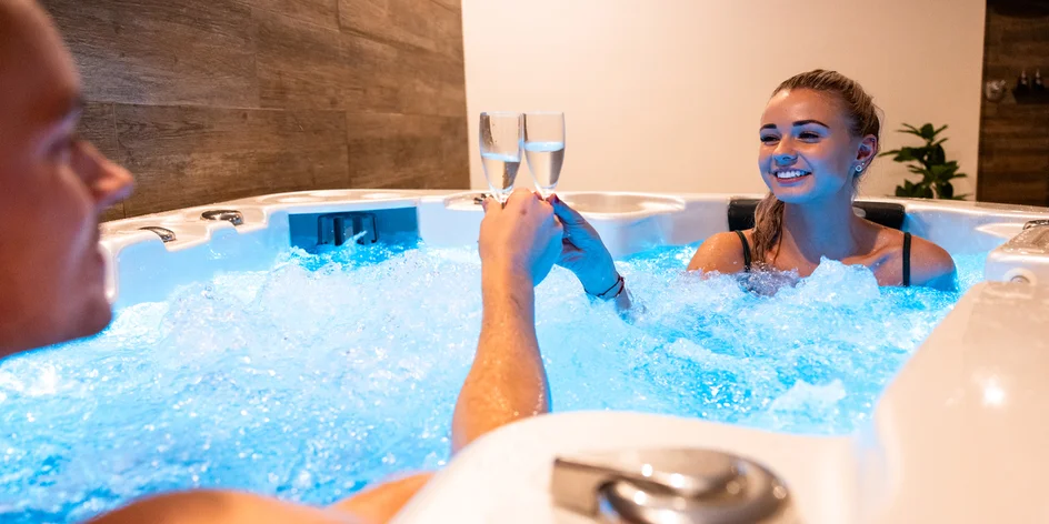 Pobyt v centru Jablonce se snídaní i privátním wellness