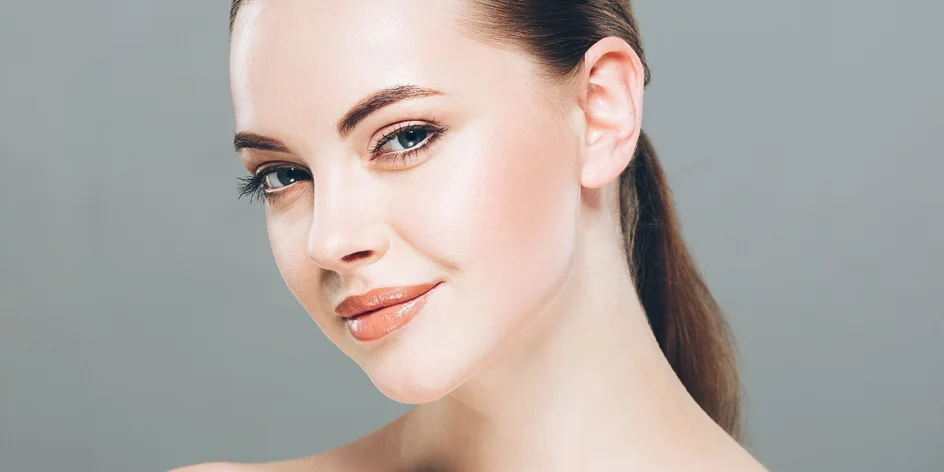 Kompletní kosmetické ošetření s masáží obličeje