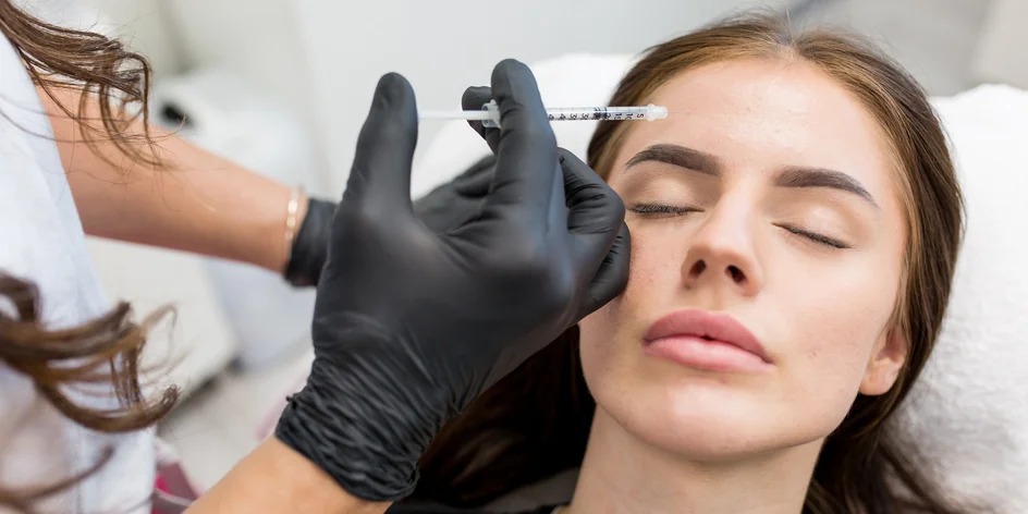 Výplň pier, contouring alebo redukcia vrások pomocou Botoxu