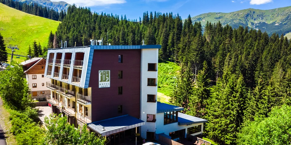 Luxusný Hotel FIS Jasná**** s neobmedzeným wellness