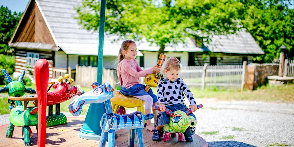 Ve skanzenu v Kouřimi se zastavil čas: představte dětem staročeská řemesla