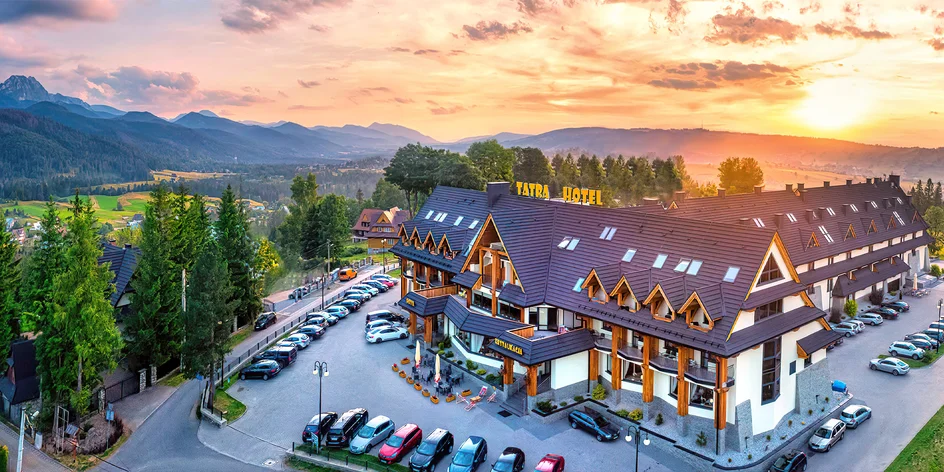 Najvyššie položený hotel v Zakopanom s panoramatickými výhľadmi, stravou a wellness