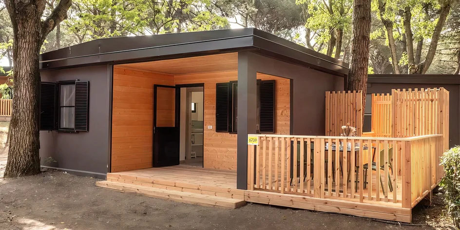 Lido di Spina: 4* mobilní domky u pláže, dva bazény