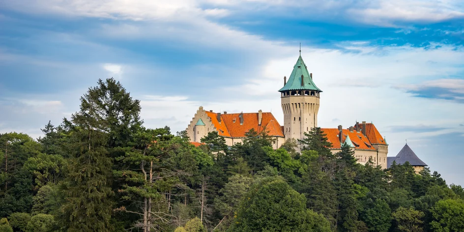 Pobyt so stravou, prehliadkou zámku a zákuskom