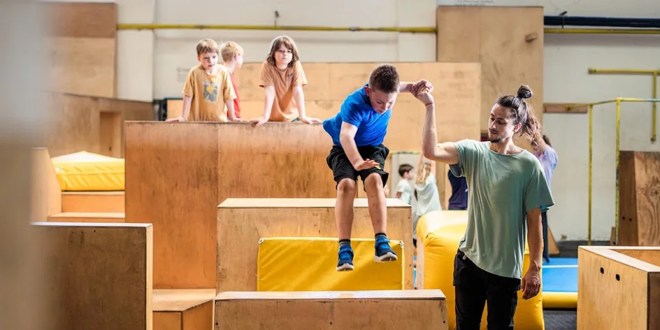 Parkour pro rodiče s dětmi: 2 hodiny tréninku
