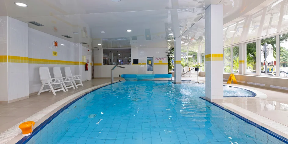 Krušné hory: hotel u jezera, wellness, skiareály 12 km
