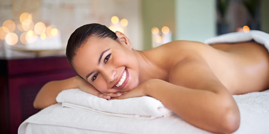 Výběr ze 6 druhů masáží, spa dle výběru i masáž hlavy