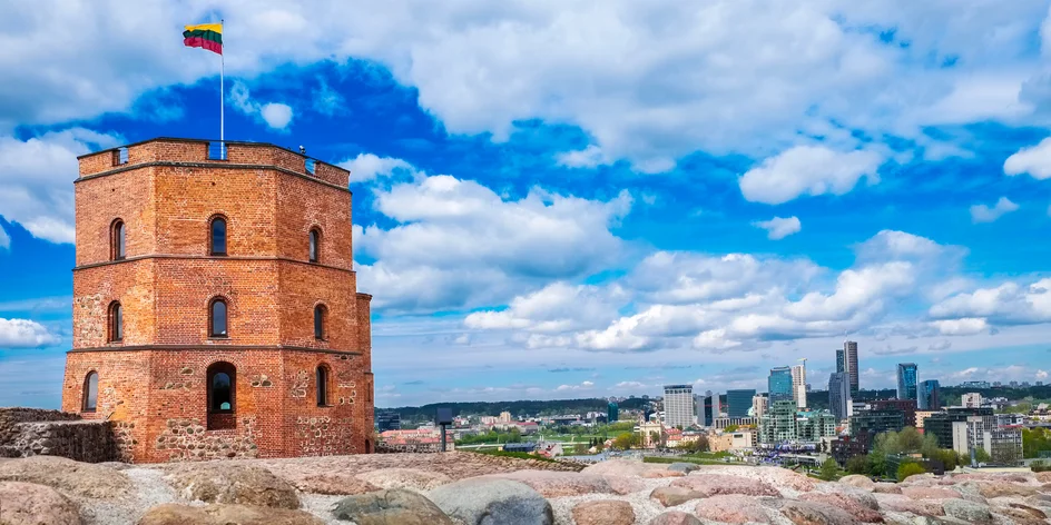 Zájezd za krásami Pobaltí: hotel, snídaně i doprava