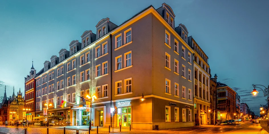 Pobyt v srdci Vratislavi: moderní hotel se snídaní