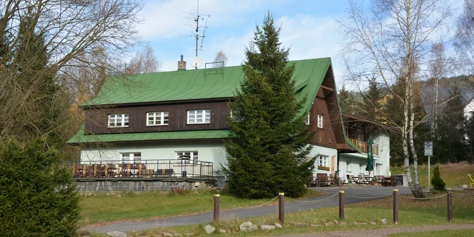 Horský hotel v Harrachově se snídaní či polopenzí