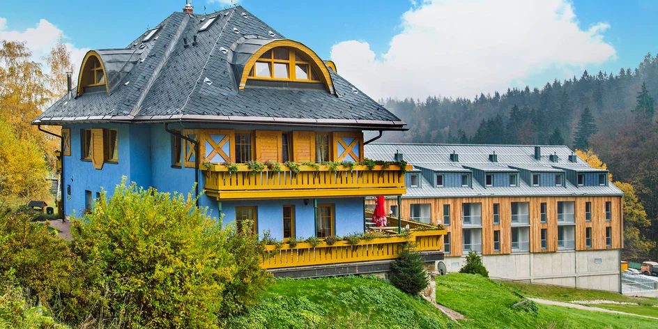 Janské Lázně: hotel u lanovky, snídaně či polopenze