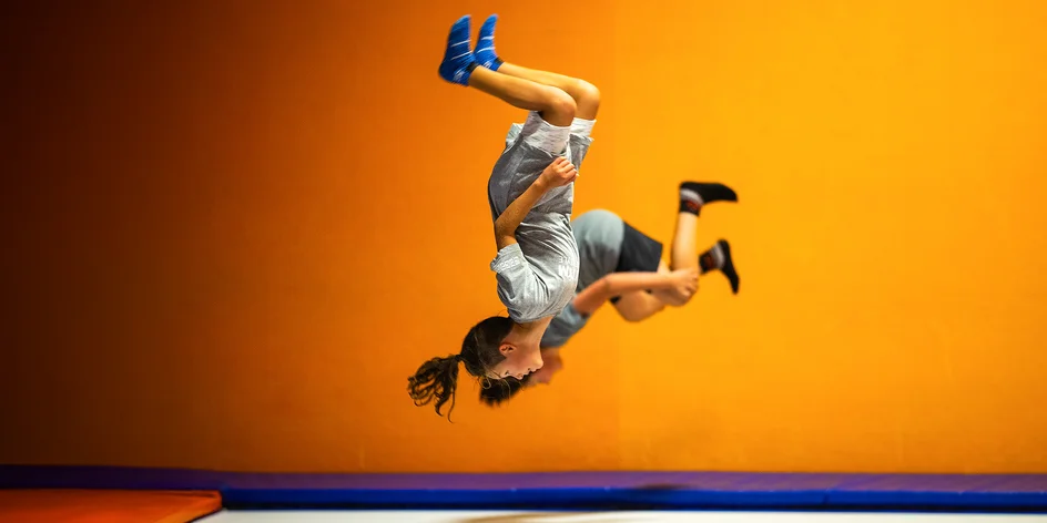 60 minut dovádění na trampolínách pro děti i dospělé
