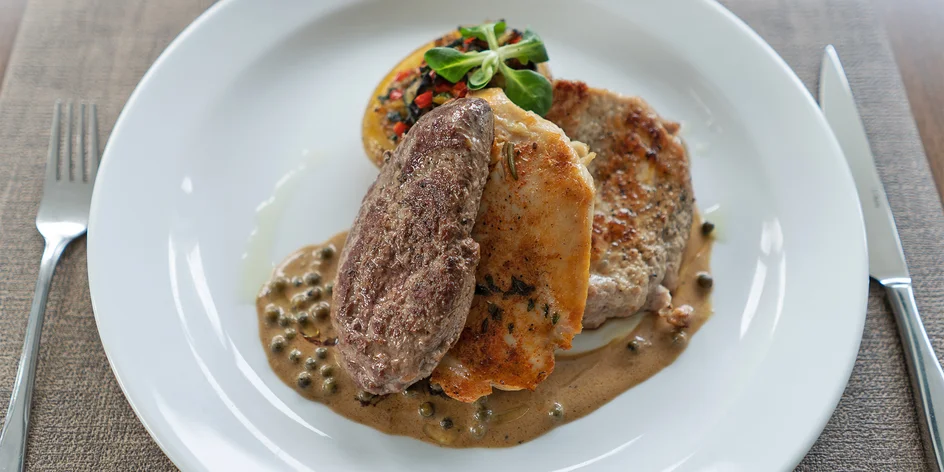 Menu pro dva: tataráček, 3 druhy steaků a palačinka