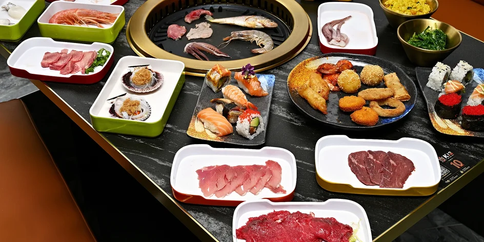 All you can eat přímo na Václaváku: sushi, wok i BBQ