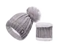 Set nákrčníku a čepice s bambulí | Šedá