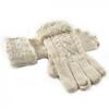 Dámské pletené rukavice s lemem z ovčí vlny, vzor 2 | Krémová 2