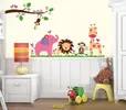 Zvířata ze ZOO s větvičkou