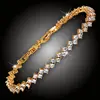 Náramek Ice Queen Gold s třpytivými krystaly