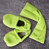Set (papuče a polštář), zeleno-hnědá | Velikost: 36 až 40 + polštář