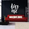 Kiss me | Rozměr: 40 x 48 cm