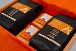 Oranžové dárkové balení kávy Intenso | Typ: Středně mletá