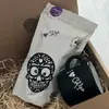 Dárkové balení kávy Los Muertos s plecháčkem, Black edition | Typ: Zrnková