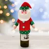 Santa ve svetru