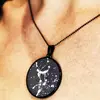 Betonový náhrdelník - bílé stříkání