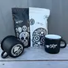Dárkové balení kávy Los Muertos s dvěma plecháčky, Black edition | Typ: Jemně mletá