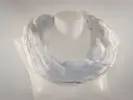 bílá