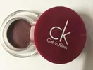Dlhotrvajúci lesk na pery Calvin Klein (Mica)