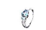 Luxusní prsten Marcus Astory - 14k bílé zlato s diamanty a topazy MA97 | Velikost: 52