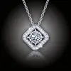 Třpytivý náhrdelník Crystal Diva