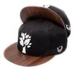 Snapback Walnut – černá