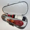Inkognito (Bordeaux s kýtou a paté v houslovém pouzdře)