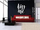 Samolepka Kiss me | Velikost: 40 x 48 cm