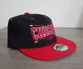 Snapback čepice Chicago | Černá/červená
