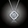 Třpytivý náhrdelník Crystal Diva